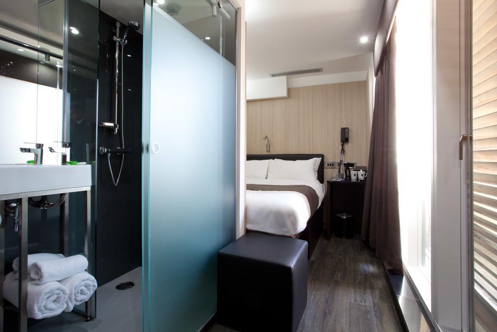 The Z Hotel Soho London Exterior photo